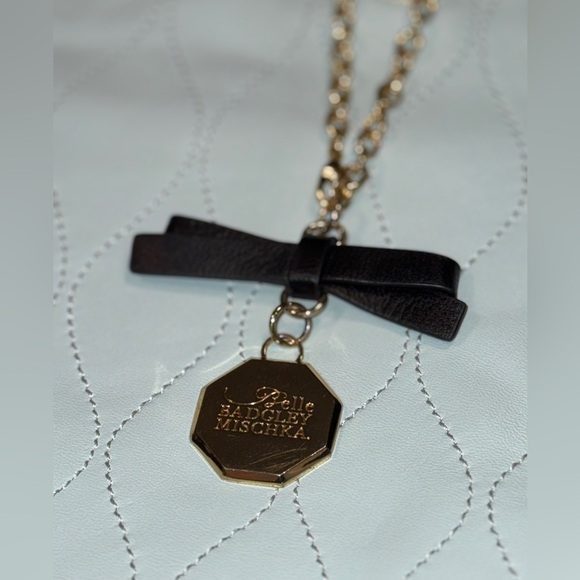 Badgley Mischka Purse Two Straps. - Picture 2 of 7